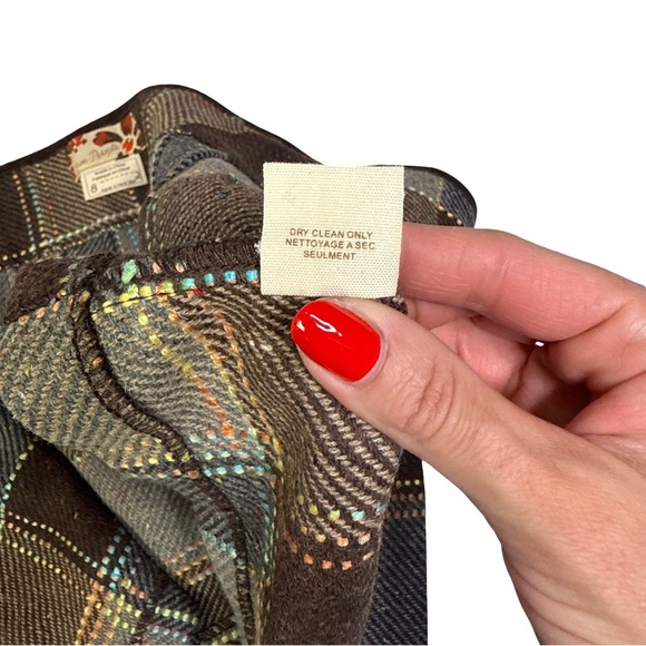 Vintage 90s Free People Wool Blend Wrap Mini Skirt with Buckle – Size 8 - Picture 9 of 9